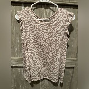 Jodifl leopard print top.